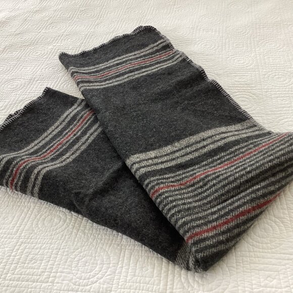PENDLETON Eco-Wise Wool Throw Blanket  | Irving Charcoal 58x48 Washable - Picture 2 of 11